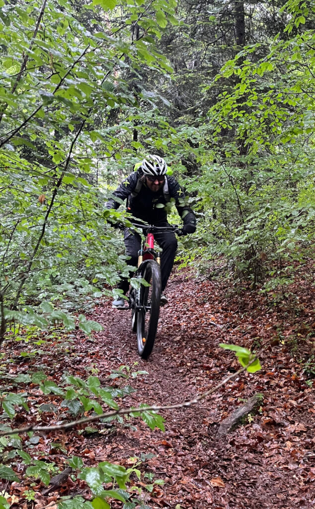 Bernhard Heim zeigt am Bike vollen Einsatz.