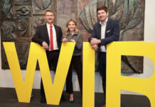 RVS-Geschäftsleiter Manfred Quehenberger, Moderatorin Johanna Judas (RVS) und Kapitalmarktexperte Valentin Hofstätter