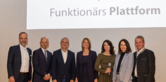 Peter Weissl, Thomas Hofer, Ernst Rammel, Margit Waldauer, Moderatorin Sandra Suppan, Daniela Monschein und Verbandsobmann Franz Titschenbacher