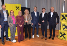 Die Vorstände der RLB Burgenland, Matthias Trost, Eva Fugger und Rudolf Suttner (2. von rechts), mit Carina Weidinger, Daniela Uhlik-Kliemstein, Hans-Christian Vallant und Alexander Schmidecker