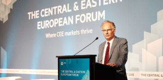 Finanzminister Markus Marterbauer beim CEE Forum 2026