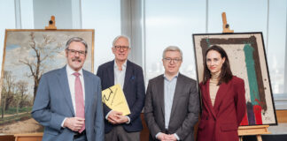 Erwin Hameseder und Michael Höllerer mit den Kunstexperten Carl Aigner und Lisa Kandlhofer, die die Sammlung weiterentwickeln werden.