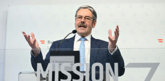 Generalanwalt Erwin Hameseder ist Milizbeauftragter und sitzt der Wehrdienstkommission vor.