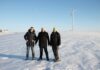 Gruppenbild von Obmann David Reiter mit Anton Haunold und Werner Gradinger, Geschäftsführer und Gesellschafter des Windparks Steindlberg