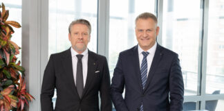 Gruppenbild von Peter Weinberger und Peter Mayr