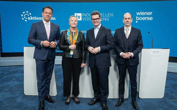 Christoph Boschan, Angelika Sommer-Hemetsberger, Christoph Neumayer und Peter Hajek © IV