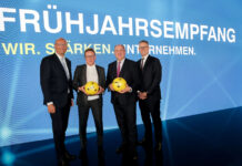 RLB-OÖ-Frühjahrsempfang mit Ralf Rangnick Generaldirektor Reinhard Schwendtbauer, ÖFB-Teamchef Ralf Rangnick, ÖFB-Aufsichtsratsvorsitzender Josef Pröll und Generaldirektor-Stellvertreter Stefan Sandberger beim Frühjahrsempfang der RLB OÖ