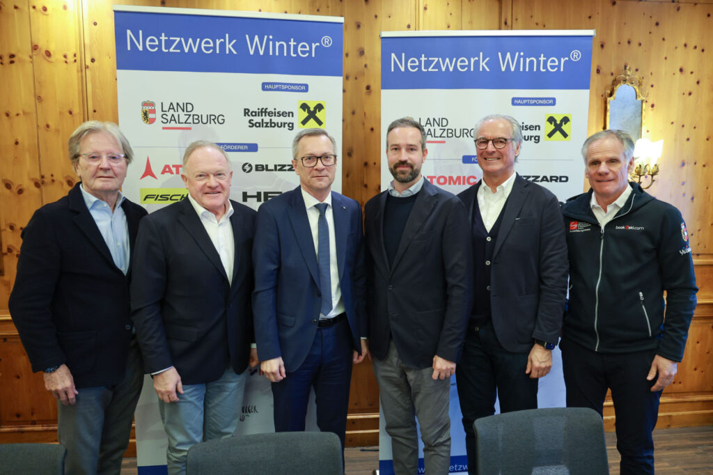 Sind zufrieden mit der Wintersaison: Franz Schenner, Erich Egger, Heinz Konrad, Landeshauptfrau-Stellvertreter Stefan Schnöll, Wolfgang Mayrhofer und Gerhard Sint (Präsident des Salzburger Berufsskilehrerverbandes)