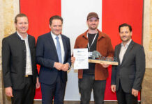 AIL-Geschäftsführer Georg Sladek, Bundesminister Norbert Totschnig, Leander Hessner (CEO Decameal) und RWA-Vorstandsdirektor Christoph Metzker