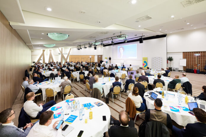 Saalfoto vom Management Forum 2026