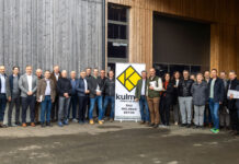 Die Exkursion führte die Teilnehmer auch zum Lager der Firma Grossauer in Übelbach.