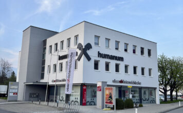 Blick auf das Raiffeisen Humanum in Reid