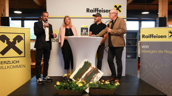 Geschäftsleiter Hannes Wedl, Eis-Greissler-Gründerin Andrea Blochberger, Hermann Maier und Moderator Tom Schwarzmann
