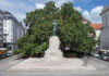 Das geneigte Dr.-Karl-Lueger-Denkmal