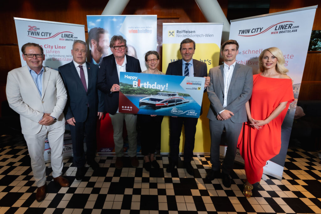 Gerd Krämer, Thomas Mader, Richard Anzböck, Karin Ramser, Reinhard Karl, Severin Leopold und Silvia Schneider