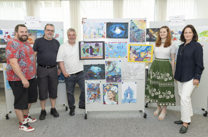 Eduard Ofcarovic, Wilfried Swoboda, Rolf Laven, Anastasiya Savran-Wellscheid und Petra Walter bildeten die Jury.