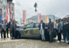 Die Verantwortlichen der Raiffeisenbank Mariazellerland und der beiden Kooperationsbetriebe präsentierten Anfang Mai den elektrischen VW ID.3, der als Carsharing-Auto zur Verfügung steht.
