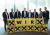 Die Geschäftsleiter Johann Sperhansl und Hannes Wedl, Peter Donabauer (RLB NÖ-Wien), Obmann Josef Reichmann, Heinrich Hausmann (RRV NÖ-Wien), Helmut Tacho, AR-Vorsitzender der Raiffeisen-Holding NÖ-Wien, AR-Vorsitzender Josef Schuch und Staatskommissär-Stv. Axel Meisenbichler