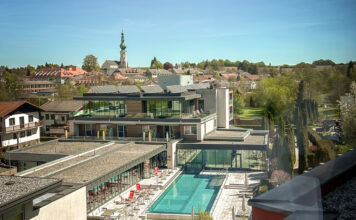 Raiffeisen-IMPULS-Leasing finanziert OptimaMed Aspach Blick auf das OptimaMed Gesundheitsresort Aspach