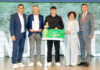 RNI-Geschäftsführer Robert Pichler, Martin Baldinger, Professor für Agromechatronik an der HTL Ried, Leonhard Hauser, Staatssekretärin Elisabeth Zehetner und Peter Hanke, Bundesminister für Innovation, Mobilität und Infrastruktur
