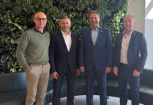Brachten die Übernahme unter Dach und Fach: Armin Sterle (RWA-Abteilungsleiter Verbund-/Unternehmensentwicklung), Mihai Popovici (Teilhaber CCL), Christoph Mader (Geschäftsführer LLT) und Vitezslav Cikanek (Prokurist LLT)