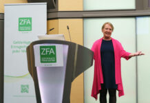 Heike Arbter beim Zertifikate Kongress