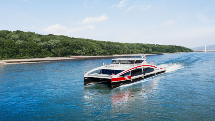 Der Twin City Liner auf der Donau