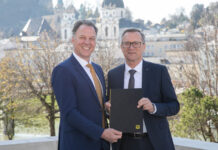 Hansjörg Brunner (Präsident SKV) und Heinz Konrad (Generaldirektor RVS)