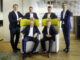 Die Vorstände der drei Raiffeisenbanken: Karl Schnögl, Mario Janko, Rene Gallopp, Martin Klabuschnig (stehend) sowie Christian Sajovitz und Gerhard Wolf (sitzend)