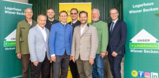 Obmann-Stv. Johann Tröber, stv. Geschäftsführer Karl Szihn, Reinhard Bauer, Karl Reiner, Aufsichtsratsvorsitzender Johannes Toyfl, Christoph Metzker, Altobmann Johann Oberhofer und Revisor Johannes Baumgartner © LH Wiener Becken