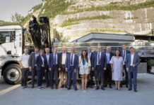 Raiffeisenbank im Rheintal: „Für die Zukunft gut aufgestellt“ Gruppenfoto von der Generalversammlung