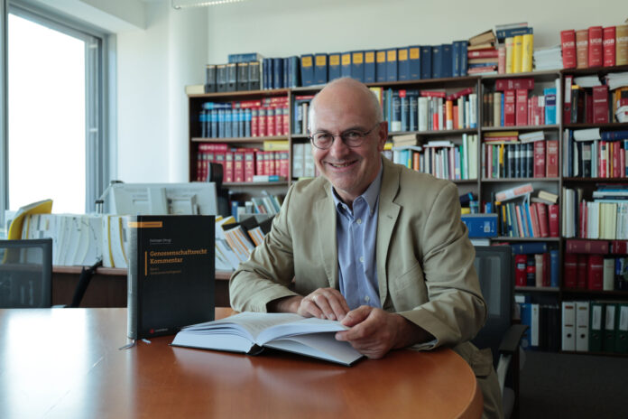 Markus Dellinge rin seinem Büro