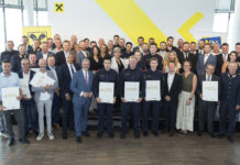Sicherheitsverdienstpreis: „Ein Zeichen für ein funktionierendes Miteinander“ Verleihung im Raiffeisenhaus: Insgesamt 52 Polizeibeamte und 14 Zivilpersonen wurden für ihre außergewöhnlichen Leistungen für die öffentliche Sicherheit in Niederösterreich im Jahr 2025 mit dem 49. Sicherheitsverdienstpreis gewürdigt.