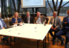 Generaldirektor Christian Tanner (Raiffeisenverband Südtirol), Präsidentin Monica Devilli (Coopbund Alto Adige Südtirol), Obmann Herbert Von Leon (Raiffeisenverband Südtirol), Präsident Renato Dalpalù (Federazione Trentina della Cooperazione), Direktor Stefano Ruele (Coopbund Alto Adige Südtirol) und Direktor Alessandro Ceschi (Federazione Trentina della Cooperazione)