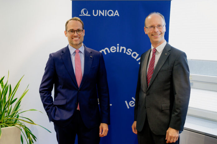 René Knapp und Hans Aubauer skizzierten die Bedeutung der Krankenversicherung in Österreich.