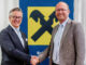 OÖ Geschäftsleitervereinigung feiert 60-Jahr-Jubiläum Klaus Ahammer wurde als Obmann wiedergewählt. Zu den ersten Gratulanten gehörte RLB-OÖ-Generaldirektor Reinhard Schwendtbauer.