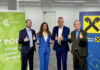 Raiffeisen plant Servicebankstelle im City Point Steyr Vorstand Christian Waldl, City-Point-Geschäftsführerin Ernestina Rizvanovic, Andreas Schmidbauer und Vorstand Gerald Ruttensteiner