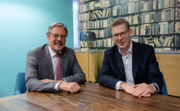 Erwin Hameseder, Obmann der Raiffeisen-Holding NÖ-Wien, und Roland Mechtler, Vorstand der RLB NÖ-Wien