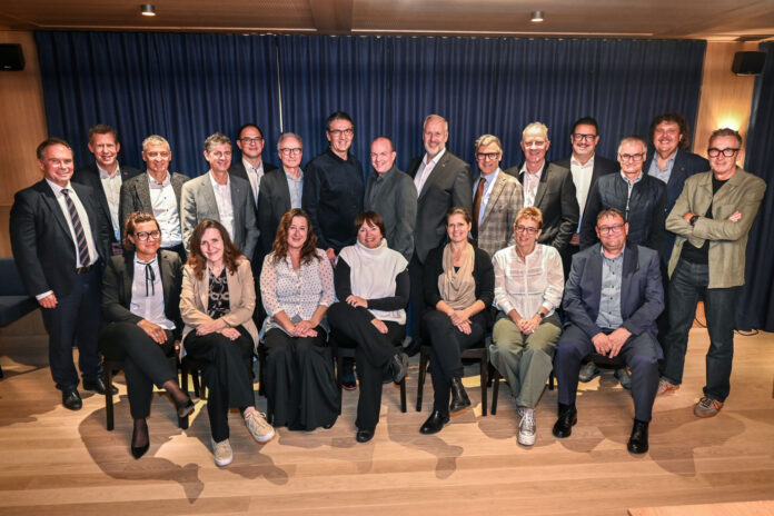 Gruppenfoto aller Geehrten