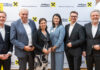 Raiffeisen Immobilien: Auf regionalen Wurzeln gebaut Michael Mack, Andreas Korda, Christiane Flehberger, Moderatorin Lisa Gebauer (Leiterin Digital Marketing bei Raiffeisen Immobilien), Rudolf Suttner und Peter Weinberger feierten das Jubiläum.