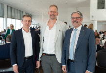 Generaldirektor Martin Hauer, Zukunftsforscher Nick Sohnemann und Obmann Erwin Hameseder